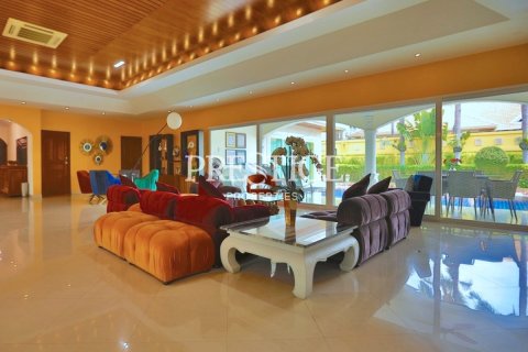 บ้านในพัทยา, ประเทศไทย 4 ห้องนอน № 198467 - รูปถ่าย 4