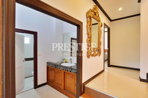 บ้านในพัทยา, ประเทศไทย 4 ห้องนอน № 198468 - รูปถ่าย 9