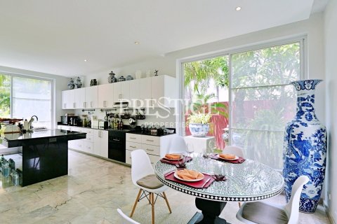 บ้านในพัทยา, ประเทศไทย 4 ห้องนอน № 198473 - รูปถ่าย 8