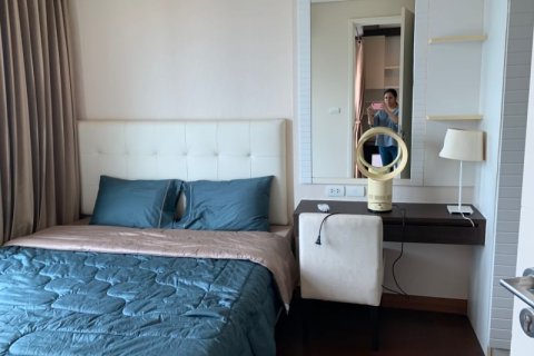 Condo in Bangkok, Thailand, 2 bedrooms  № 157644 - photo 5