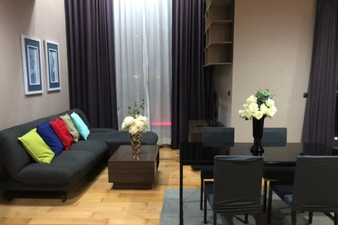 Condo in Bangkok, Thailand, 2 bedrooms  № 157643 - photo 2