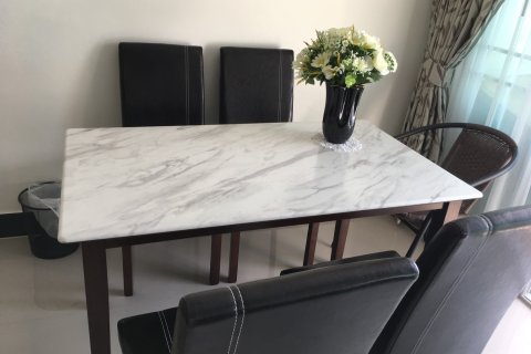 Condo in Bangkok, Thailand, 2 bedrooms  № 157641 - photo 4