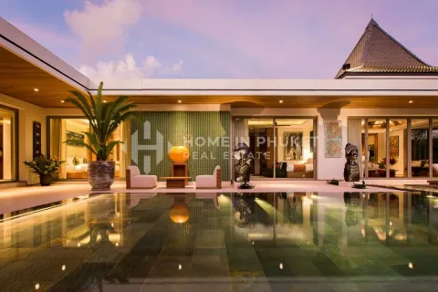 House in Phuket, Thailand 4 bedrooms № 171490