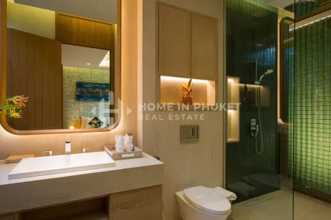 House in Phuket, Thailand 4 bedrooms № 171490 - photo 14
