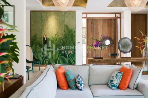 House in Phuket, Thailand 4 bedrooms № 171490 - photo 23