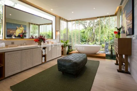 House in Phuket, Thailand 4 bedrooms № 171490 - photo 13