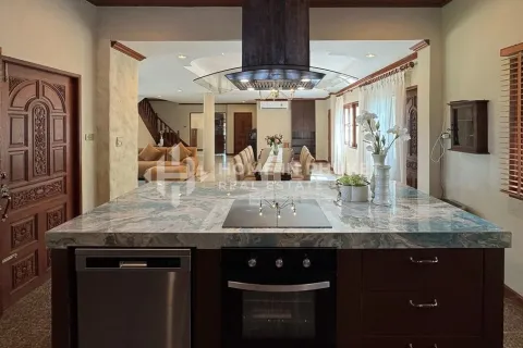 Дом в Чалонге, Таиланд с 5 спальнями  № 171493 - фото 10