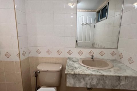 Studio in the Condo in Sathon, Bangkok, Thailand № 141254 - photo 5