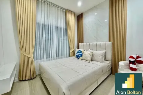 Adosado de 2 dormitorios en Pattaya, Tailandia № 211394 - foto 3