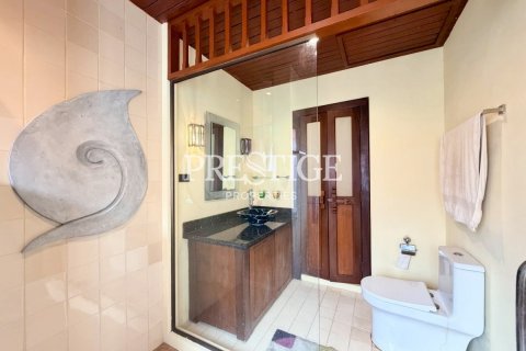 House in Pattaya, Thailand 5 bedrooms № 197877 - photo 14