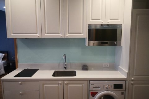 Studio in the Condo in Watthana, Bangkok, Thailand  № 160820 - photo 5