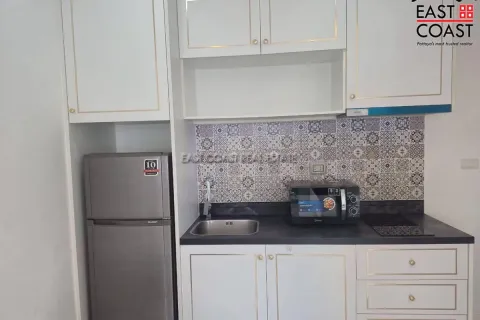 Condominio de 1 dormitorio en Jomtien Beach, Pattaya, Tailandia № 212587 - foto 4