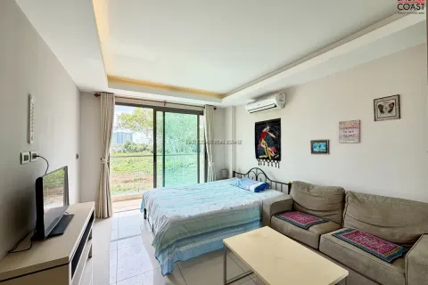 Studio in the Condo on Jomtien Beach, Pattaya, Thailand  № 212584