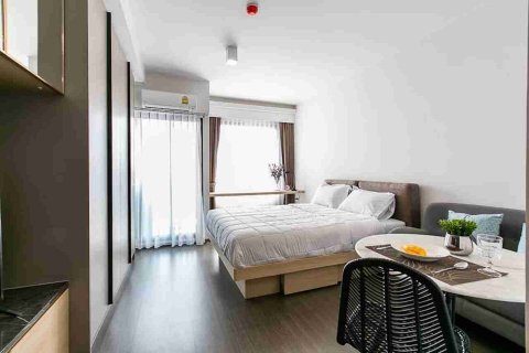 Condo in Bangkok, Thailand, 1 bedroom  № 183391 - photo 7