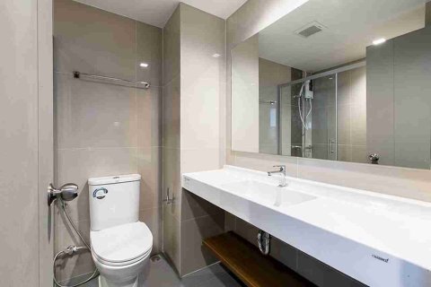 Condo in Bangkok, Thailand, 1 bedroom  № 183391 - photo 11