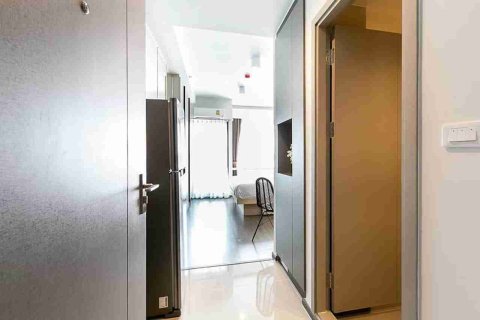 Condo in Bangkok, Thailand, 1 bedroom  № 183391 - photo 12