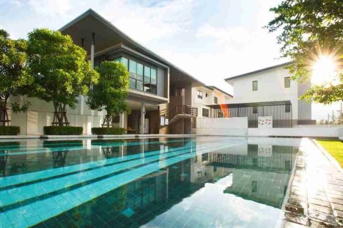 Maison à Phaya Thai, Bangkok, Thaïlande 2 chambres № 183394 - photo 3