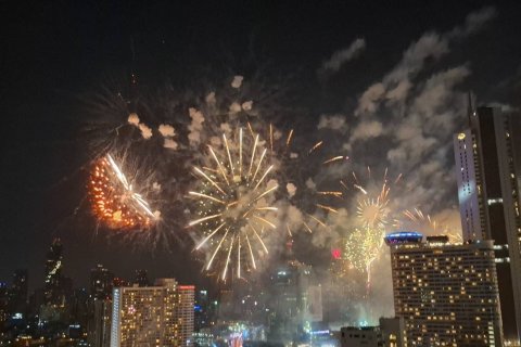 Condo in Khlong San, Bangkok, Thailand, 3 bedrooms  № 169551 - photo 14