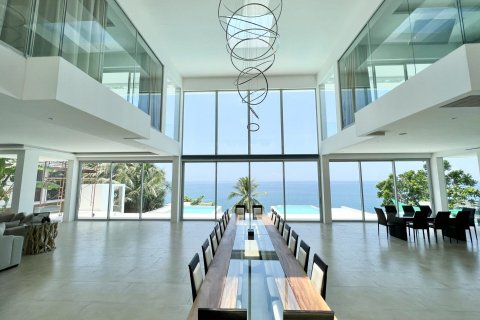 Villa in Phuket, Thailand 8 bedrooms № 169553 - photo 6