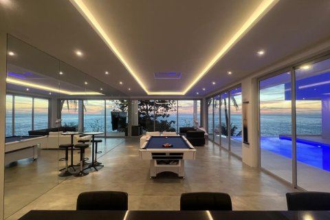 Villa in Phuket, Thailand 8 bedrooms № 169553 - photo 4