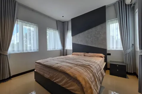 Casa de 5 dormitorios en Pattaya, Tailandia № 210938 - foto 19