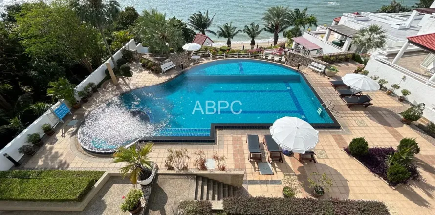 Condominio de 3 dormitorios en Pattaya, Tailandia № 210943