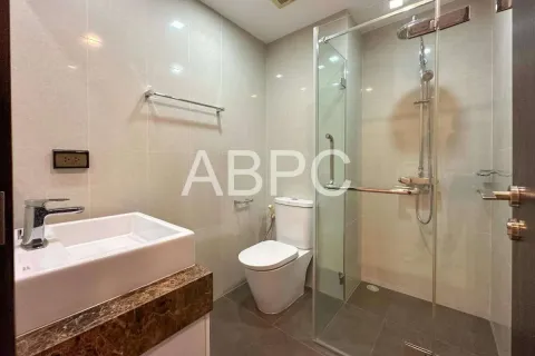 Condominio de 2 dormitorios en Pattaya, Tailandia № 210944 - foto 4
