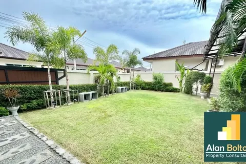 Casa de 6 dormitorios en Pattaya, Tailandia № 210939 - foto 19