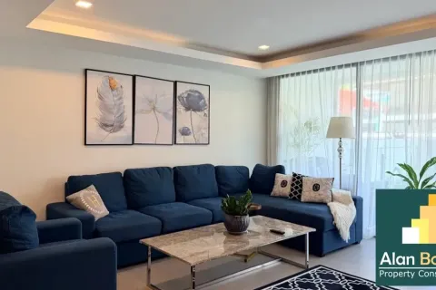 Condo sur Jomtien Beach, Pattaya, Thaïlande, 2 chambres  № 210941