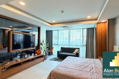 Condominio de 2 dormitorios en Jomtien Beach, Pattaya, Tailandia № 210941 - foto 13