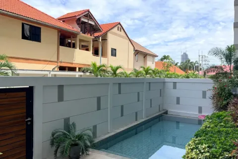 Condominio de 2 dormitorios en Jomtien Beach, Pattaya, Tailandia № 210941 - foto 18