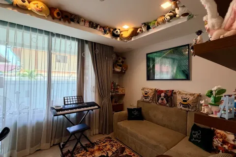 Condominio de 2 dormitorios en Jomtien Beach, Pattaya, Tailandia № 210941 - foto 24