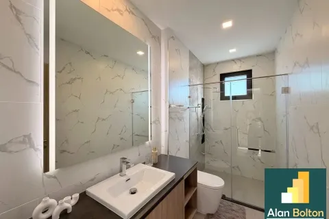 Casa de 3 dormitorios en Pattaya, Tailandia № 210942 - foto 3