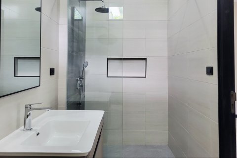 Villa in Phuket, Thailand 4 bedrooms № 139432 - photo 18