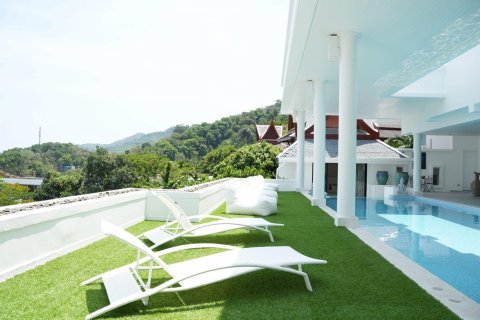 Villa in Phuket, Thailand 5 bedrooms № 136918 - photo 22
