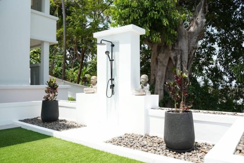 Villa in Phuket, Thailand 5 bedrooms № 136918 - photo 23