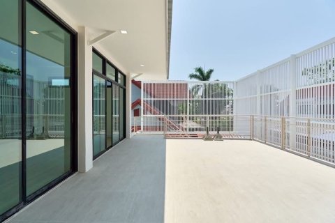 Дом в Чиангмае, Таиланд с 3 спальнями  № 149790 - фото 29