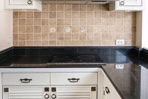 Кондоминиум с 2 спальнями в Патхум Ване, Бангкок, Таиланд № 149788 - фото 8