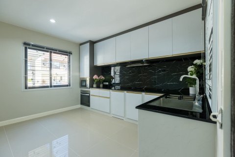 Дом в Сарафи, Таиланд с 4 спальнями № 156904 - фото 7