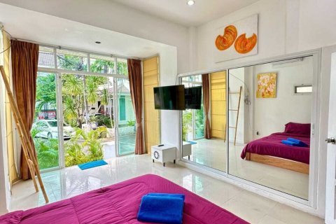 Villa in Phuket, Thailand 3 bedrooms № 148868 - photo 13