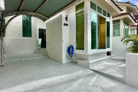 Villa in Phuket, Thailand 3 bedrooms № 148868 - photo 4