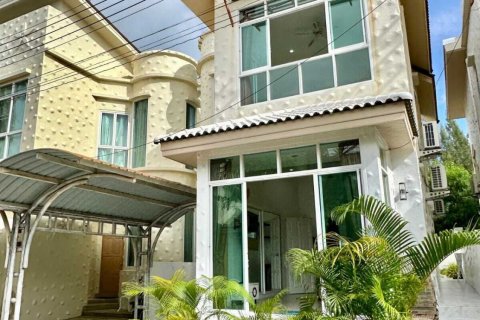 Villa in Phuket, Thailand 3 bedrooms № 148868 - photo 5
