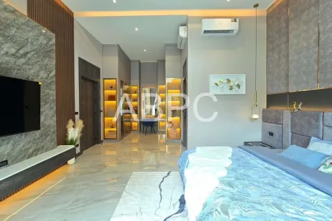 Casa de 3 dormitorios en Pattaya, Tailandia № 211768 - foto 12