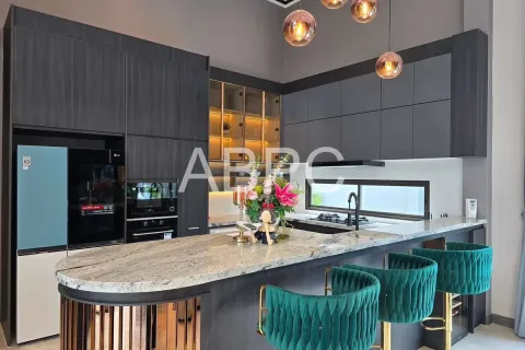 Casa de 3 dormitorios en Pattaya, Tailandia № 211768 - foto 5