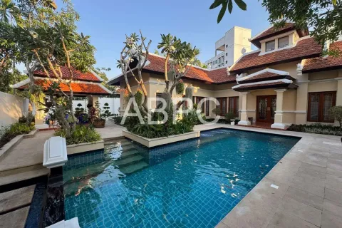 Casa de 2 dormitorios en Pattaya, Tailandia № 211767 - foto 5
