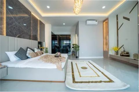 Casa de 4 dormitorios en Pattaya, Tailandia № 211766 - foto 17