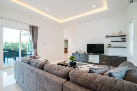 Villa à Hua Hin, Thaïlande 3 chambres № 166456 - photo 4