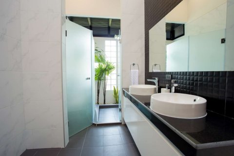 Villa in Hua Hin, Thailand 2 Schlafzimmer № 166460 - Foto 30