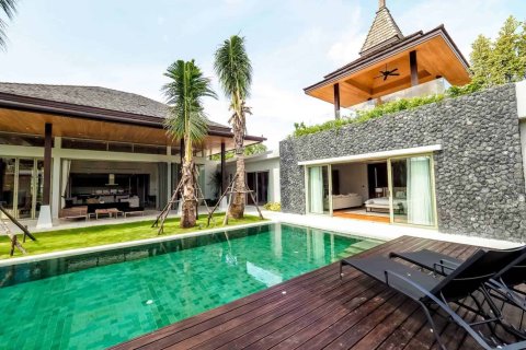 Villa in Bang Tao, Thailand 3 bedrooms № 166416 - photo 4