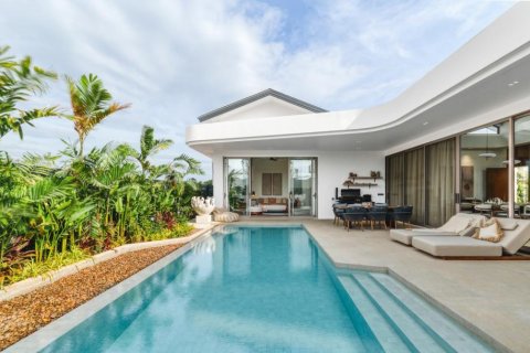 Villa in Phuket, Thailand 3 bedrooms № 118742 - photo 2